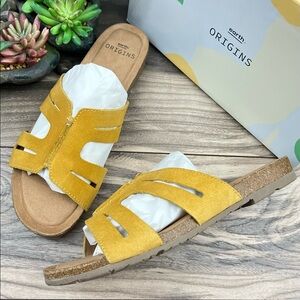 NIB Earth Origins 9W Luna Slip On Suede Slide Sandal Marigold Yellow 40.5